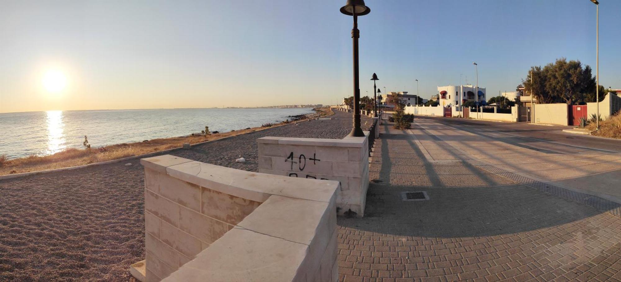 Seagull Apartments - Front And Sea View & Airport Bari Extérieur photo