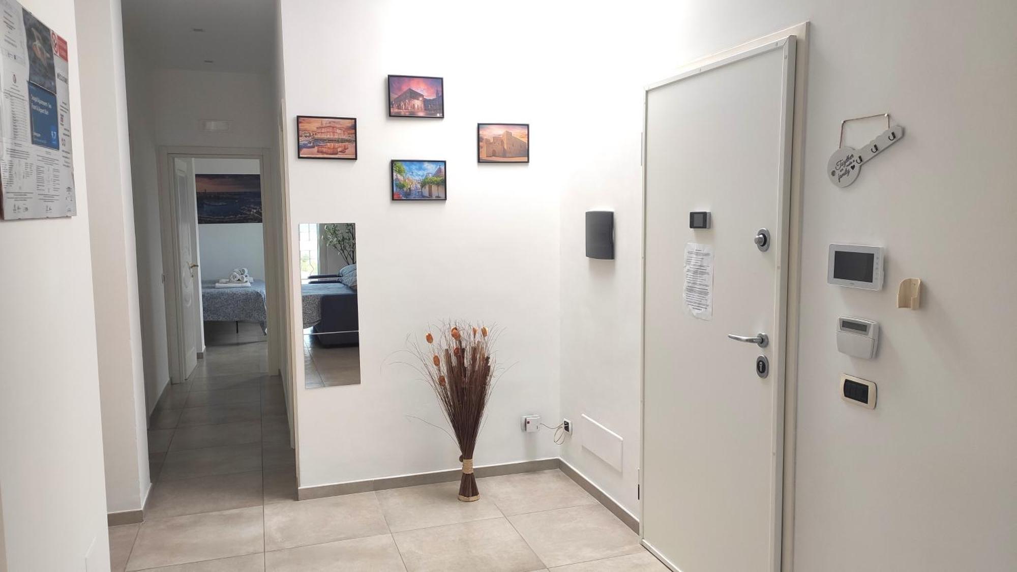 Seagull Apartments - Front And Sea View & Airport Bari Extérieur photo